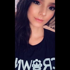 Meet your Posher, Vanessa